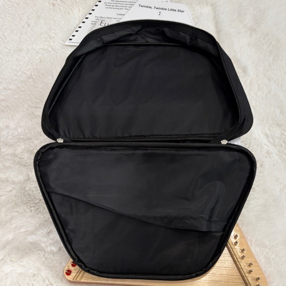 European Expressions Style Lap Harp in Natural Wood with Red Tuning Pins - Picture 8 of 17